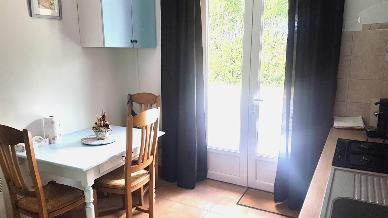 Maison Calme Et Paisible La Faye  Εξωτερικό φωτογραφία